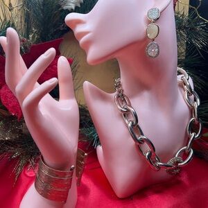 Elegant Silver Jewelry Set for Women